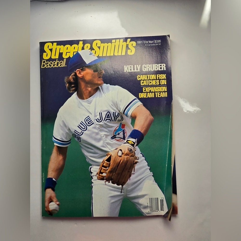 1991 Street & Smith's Baseball Yearbook Magazine---Kelly Gruber